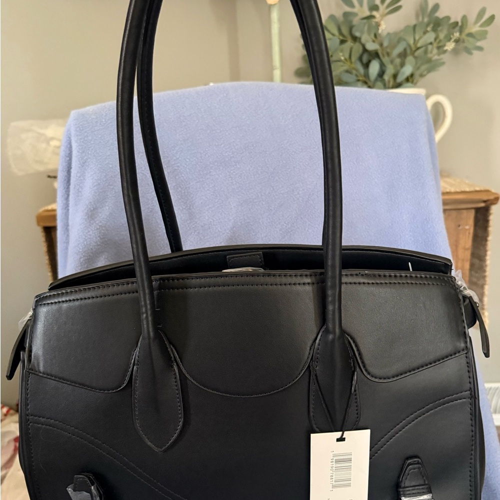 Steve Madden Black Blylla Tote Bag - NWT - Picture 3 of 9